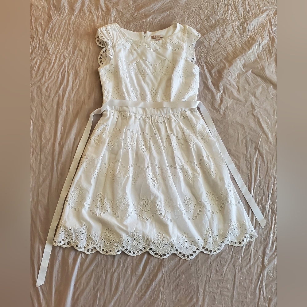 Women dress